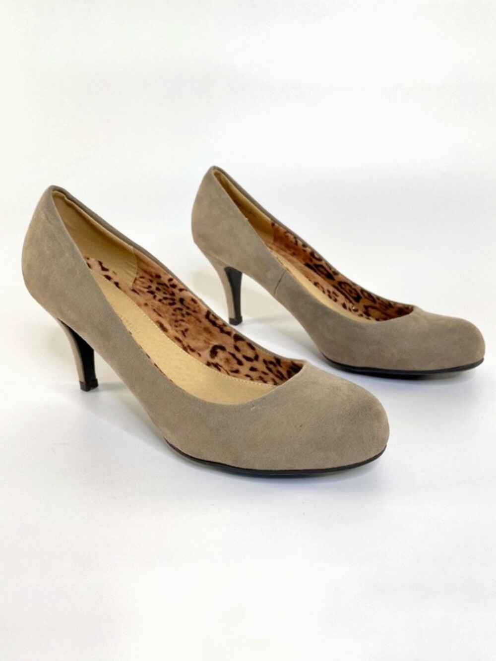 CHINESE LAUNDRY Classic Suede Pumps Sz 9